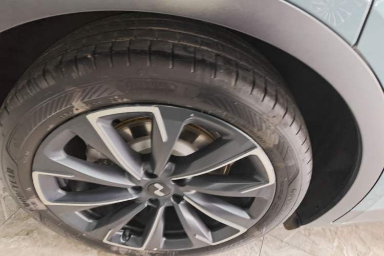 Used ONVO L60 2024 60 kWh Rear-Drive Version Right Rear Wheel Hub