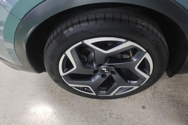 Used ONVO L60 2024 60 kWh Rear-Drive Version Right Rear Wheel Hub