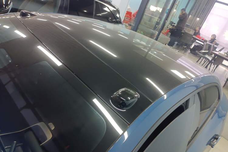 Used ONVO L60 2024 60 kWh All-Wheel Drive Roof