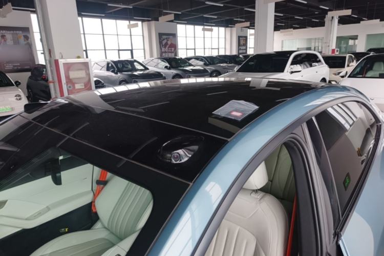 Used ONVO L60 2024 60 kWh Rear-Drive Version Roof