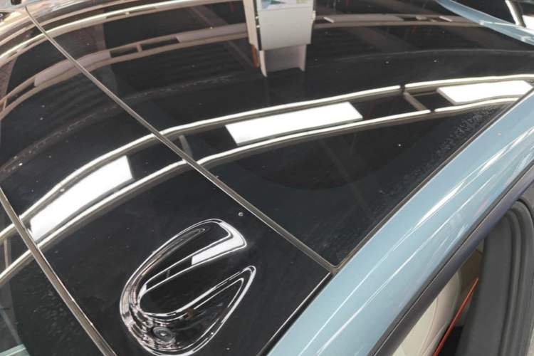 Used ONVO L60 2024 60 kWh Rear-Drive Version Roof