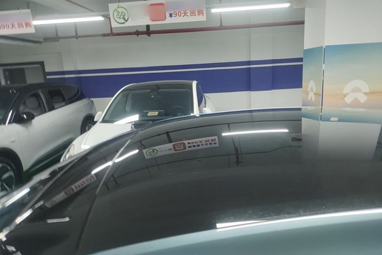 Used ONVO L60 2024 60 kWh Rear-Drive Version Roof
