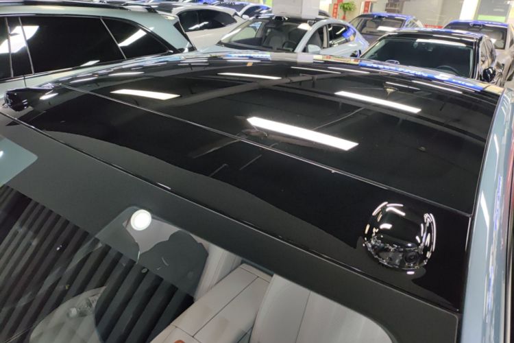 Used ONVO L60 2024 60 kWh All-Wheel Drive Roof