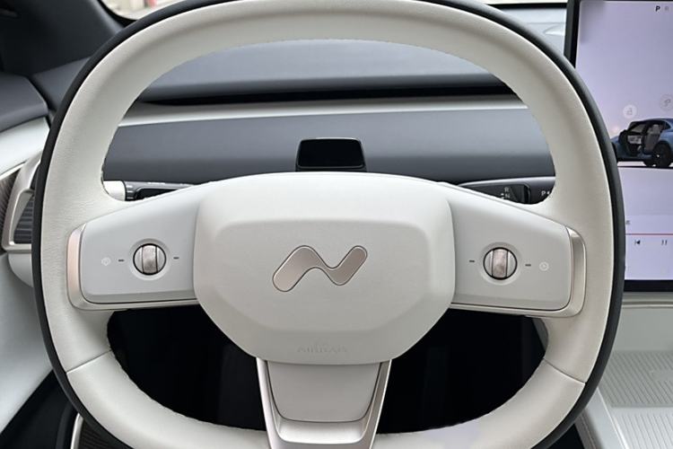 Used ONVO L60 2024 60 kWh Rear-Drive Version Steering Wheel