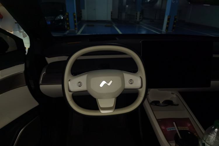 Used ONVO L60 2024 60 kWh Rear-Drive Version Steering Wheel