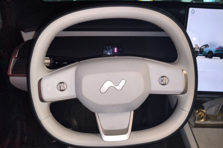 Used ONVO L60 2024 60 kWh Rear-Drive Version Steering Wheel