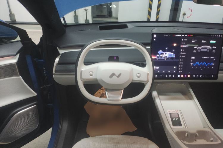 Used ONVO L60 2024 60 kWh Rear-Drive Version Steering Wheel