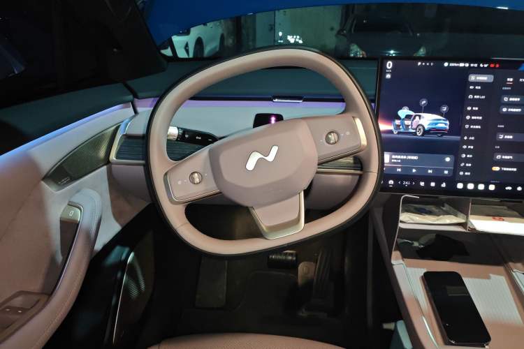 Used ONVO L60 2024 60 kWh Rear-Drive Version Steering Wheel