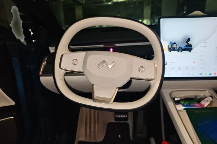 Used ONVO L60 2024 60 kWh Rear-Drive Version Steering Wheel