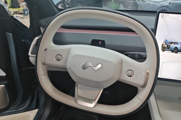 Used ONVO L60 2024 60 kWh Rear-Drive Version Steering Wheel
