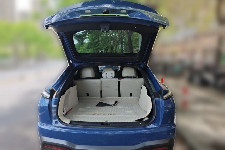Used ONVO L60 2024 60 kWh Rear-Drive Version Trunk