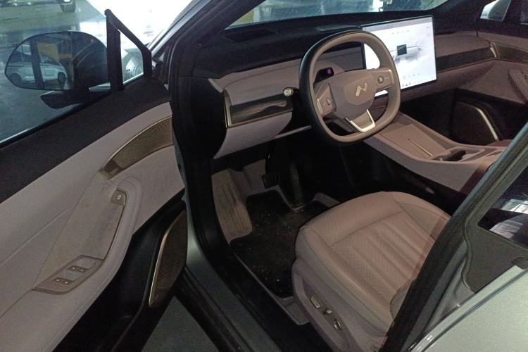 Used ONVO L60 2024 60 kWh Rear-Drive Version Driver Seat