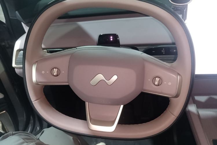 Used ONVO L60 2024 60 kWh Rear-Drive Version Steering Wheel