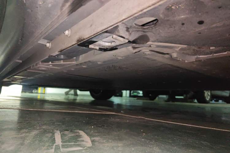 Used ONVO L60 2024 60 kWh Rear-Drive Version Chassis Rear Left