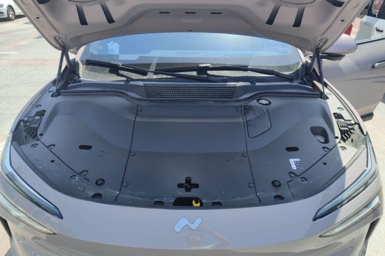 Used ONVO L60 2024 60 kWh All-Wheel Drive Engine Bay