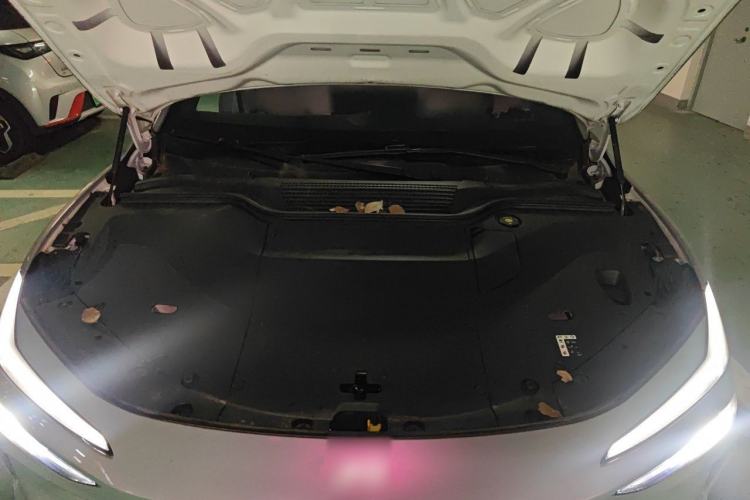Used ONVO L60 2024 60 kWh Rear-Drive Version Engine Bay
