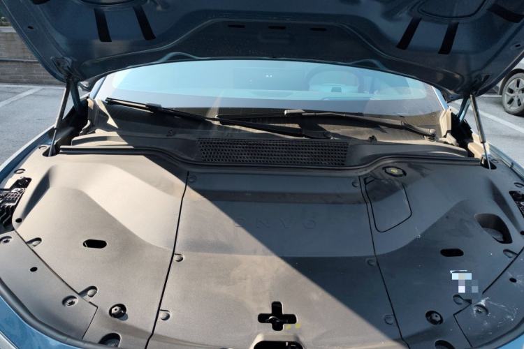 Used ONVO L60 2024 60 kWh All-Wheel Drive Engine Bay