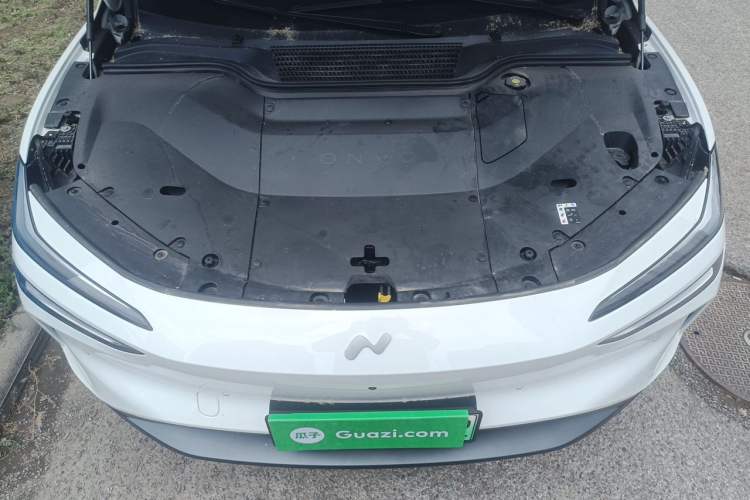 Used ONVO L60 2024 60 kWh Rear-Drive Version Engine Bay