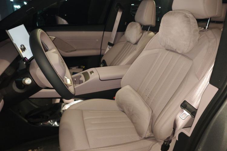 Used ONVO L60 2024 60 kWh Rear-Drive Version Left Front Seat