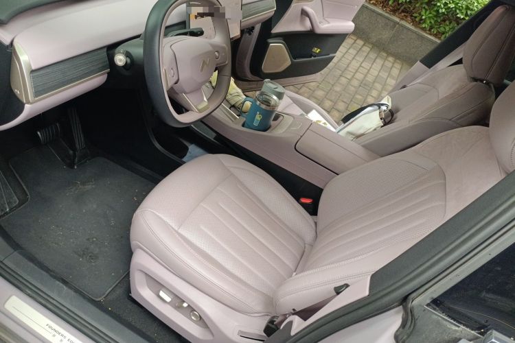 Used ONVO L60 2024 60 kWh Rear-Drive Version Left Front Seat