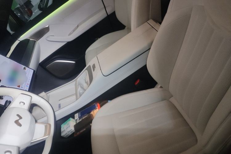 Used ONVO L60 2024 60 kWh Rear-Drive Version Left Front Seat