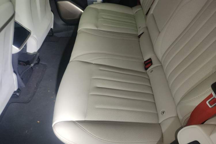 Used ONVO L60 2024 60 kWh Rear-Drive Version Left Rear Seat