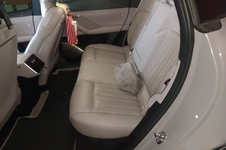 Used ONVO L60 2024 60 kWh Rear-Drive Version Left Rear Seat