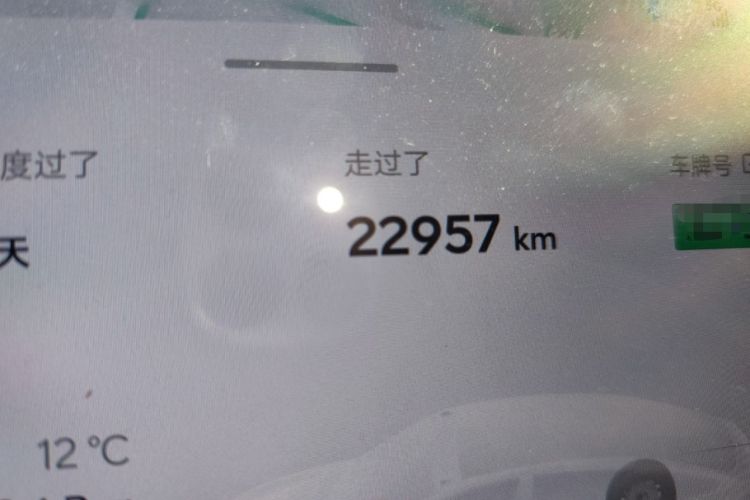 Used ONVO L60 2024 60 kWh All-Wheel Drive Odometer Close Up