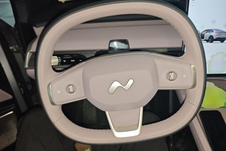 Used ONVO L60 2024 60 kWh Rear-Drive Version Steering Wheel