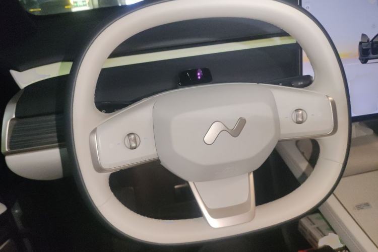 Used ONVO L60 2024 60 kWh Rear-Drive Version Steering Wheel