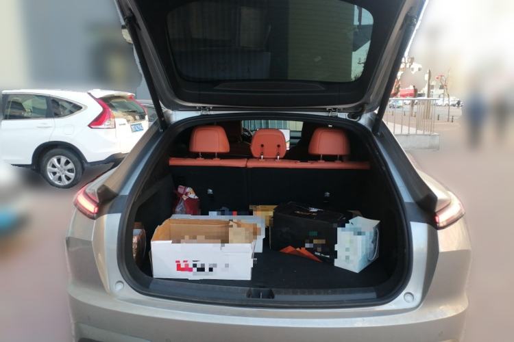Used ONVO L60 2024 60 kWh All-Wheel Drive Trunk