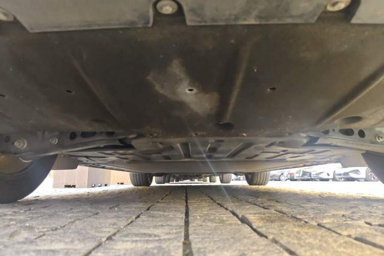 Used ONVO L60 2024 60 kWh Rear-Drive Version Chassis Rear