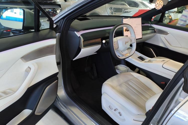 Used ONVO L60 2024 60 kWh Rear-Drive Version Driver Seat