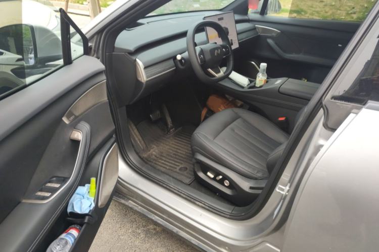 Used ONVO L60 2024 60 kWh Rear-Drive Version Driver Seat