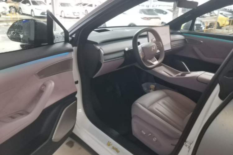 Used ONVO L60 2024 60 kWh Rear-Drive Version Driver Seat