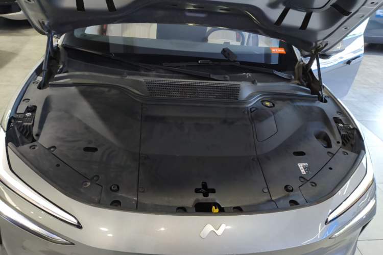 Used ONVO L60 2024 60 kWh Rear-Drive Version Engine Bay