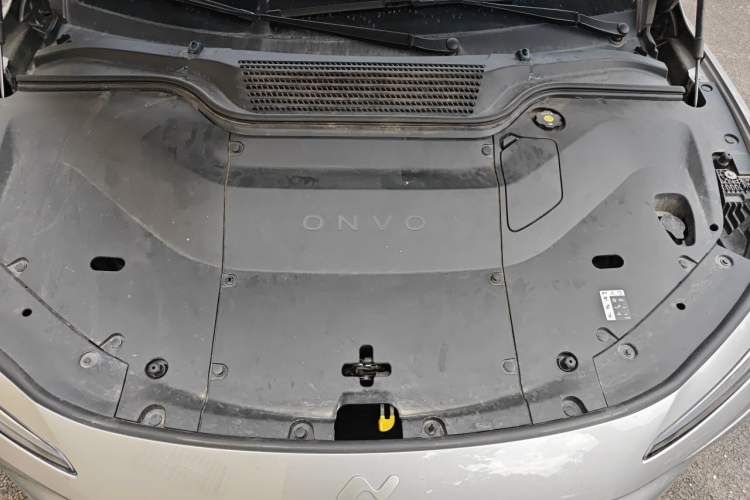 Used ONVO L60 2024 60 kWh Rear-Drive Version Engine Bay