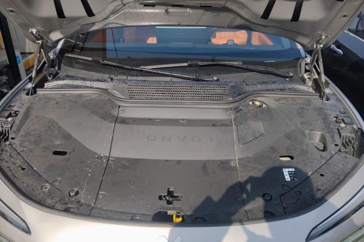 Used ONVO L60 2024 60 kWh Rear-Drive Version Engine Bay