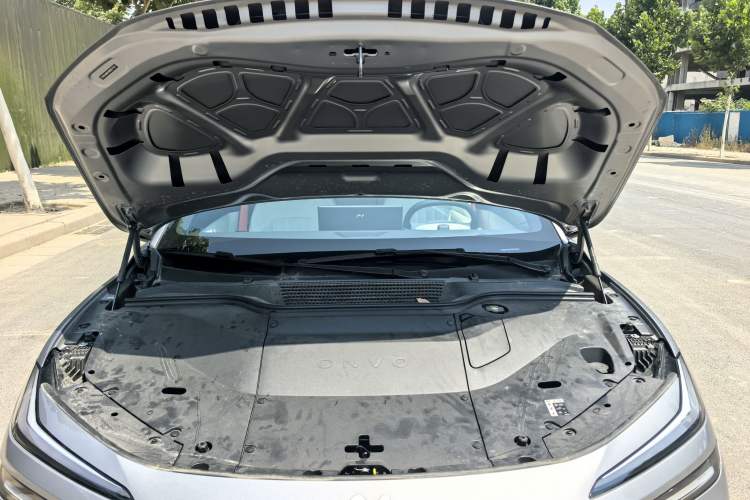 Used ONVO L60 2024 60 kWh Rear-Drive Version Engine Bay