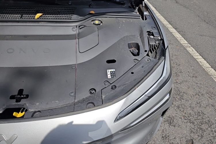 Used ONVO L60 2024 60 kWh Rear-Drive Version Engine Bay Left
