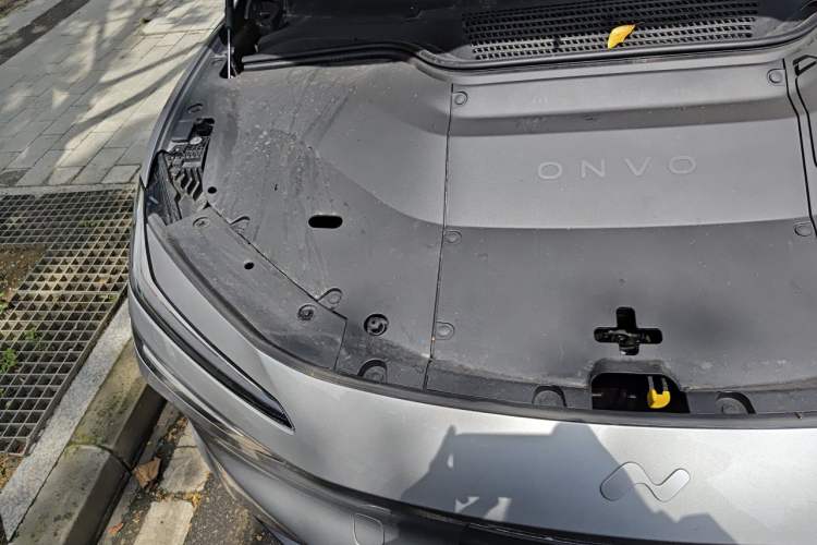 Used ONVO L60 2024 60 kWh Rear-Drive Version Engine Bay Right