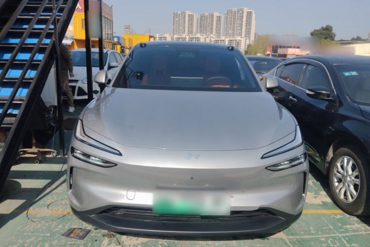Used ONVO L60 2024 60 kWh Rear-Drive Version Exterior 1