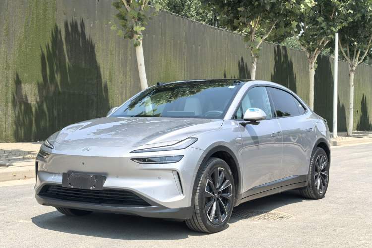 Used ONVO L60 2024 60 kWh Rear-Drive Version Exterior 1