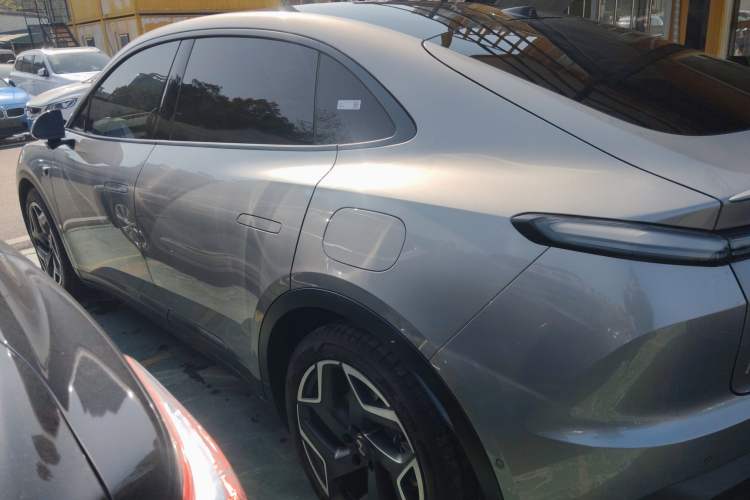 Used ONVO L60 2024 60 kWh Rear-Drive Version Exterior 3