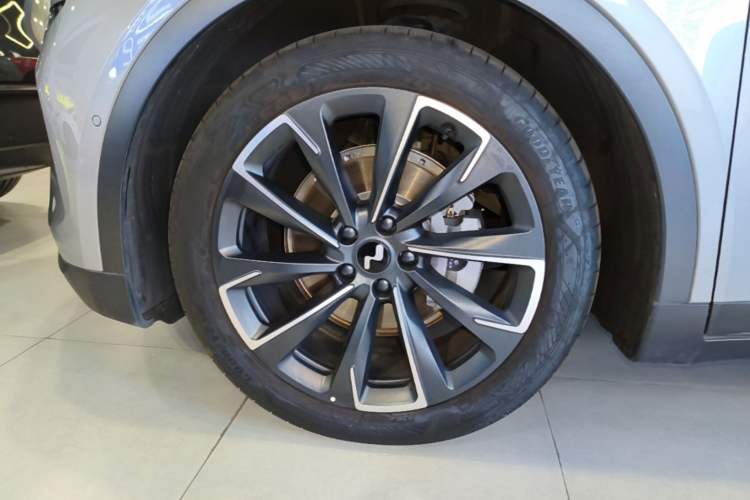 Used ONVO L60 2024 60 kWh Rear-Drive Version Exterior 4
