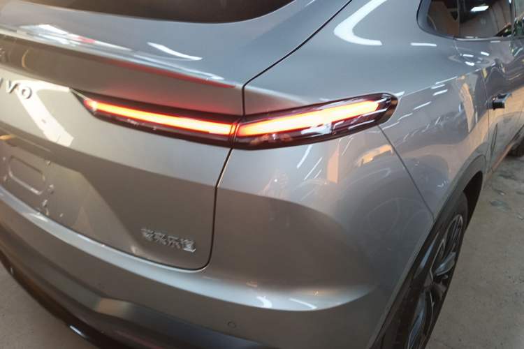 Used ONVO L60 2024 60 kWh All-Wheel Drive Exterior 6