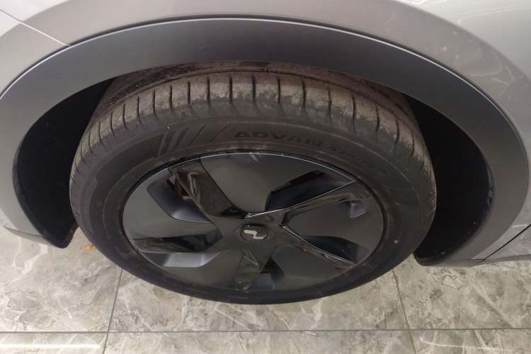 Used ONVO L60 2024 60 kWh Rear-Drive Version Exterior 7