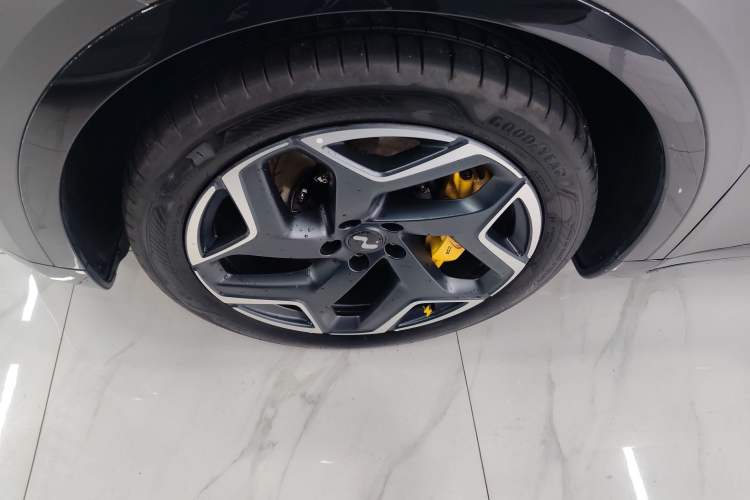 Used ONVO L60 2024 60 kWh All-Wheel Drive Exterior 7