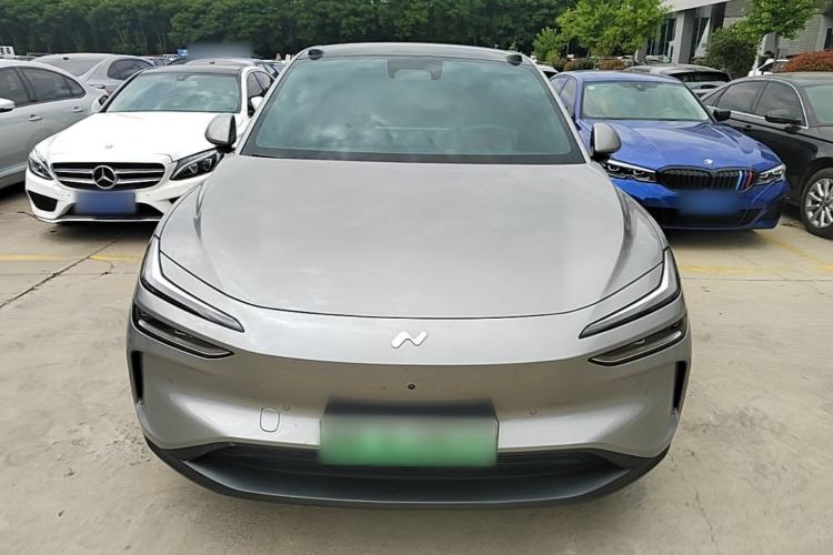 Used ONVO L60 2024 60 kWh Rear-Drive Version Front