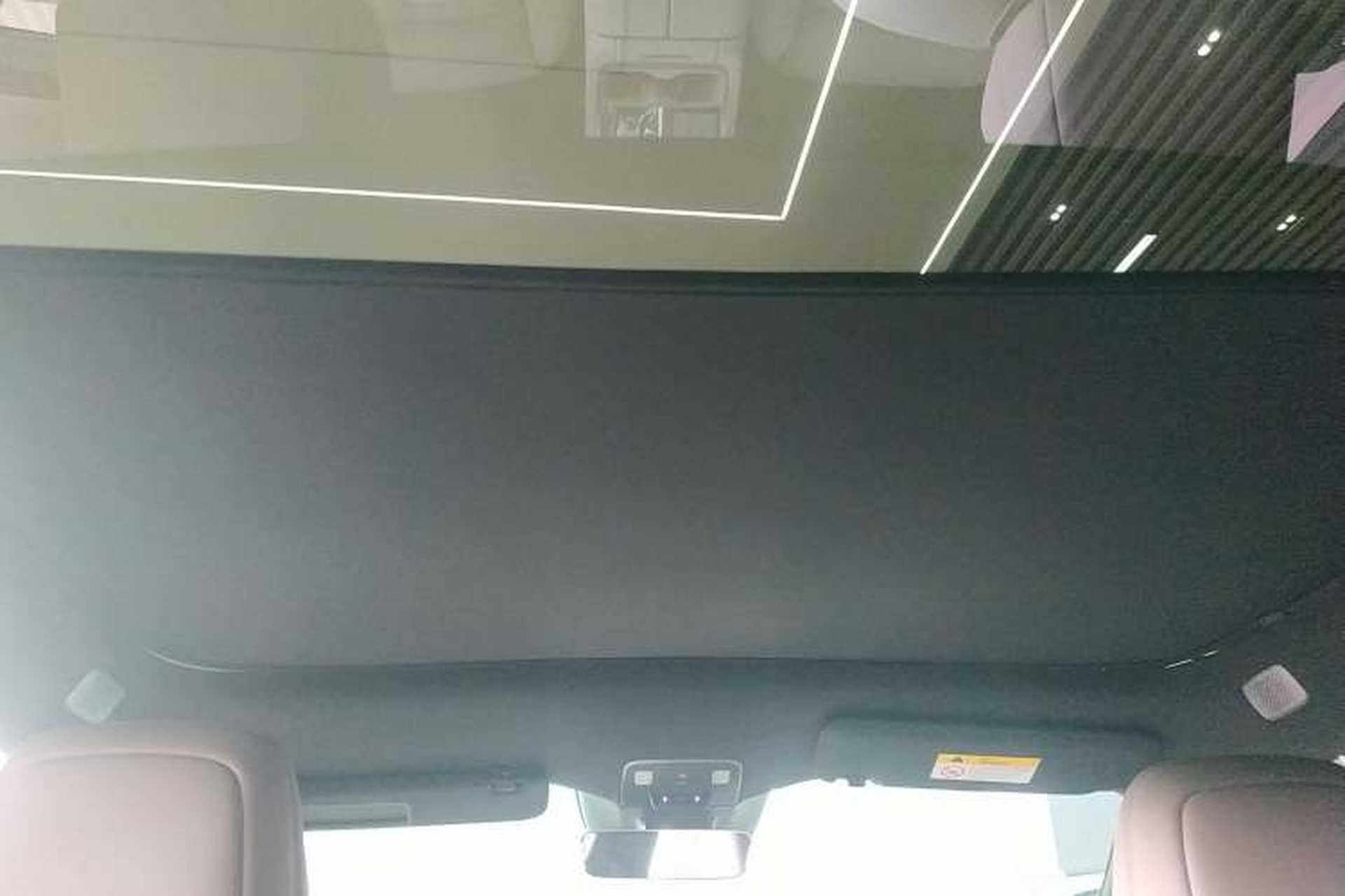 Used ONVO L60 2024 60 kWh Rear-Drive Version Headliner